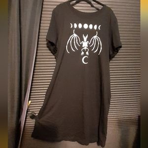 NWT Bat Wing T-Shirt Dress: O/XL